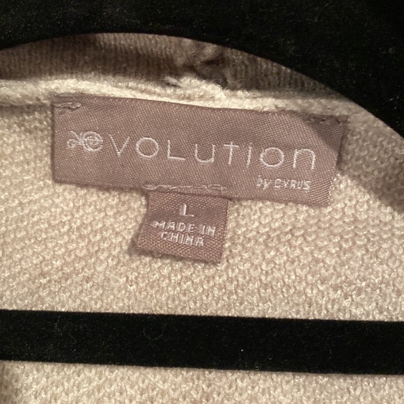 Sweater/Jacket - Picture 3 of 3